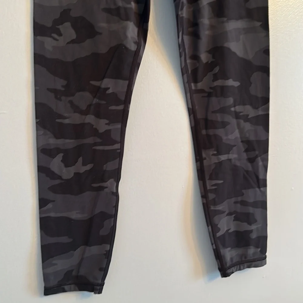 Athleta Elation Camo 7/8 Tight